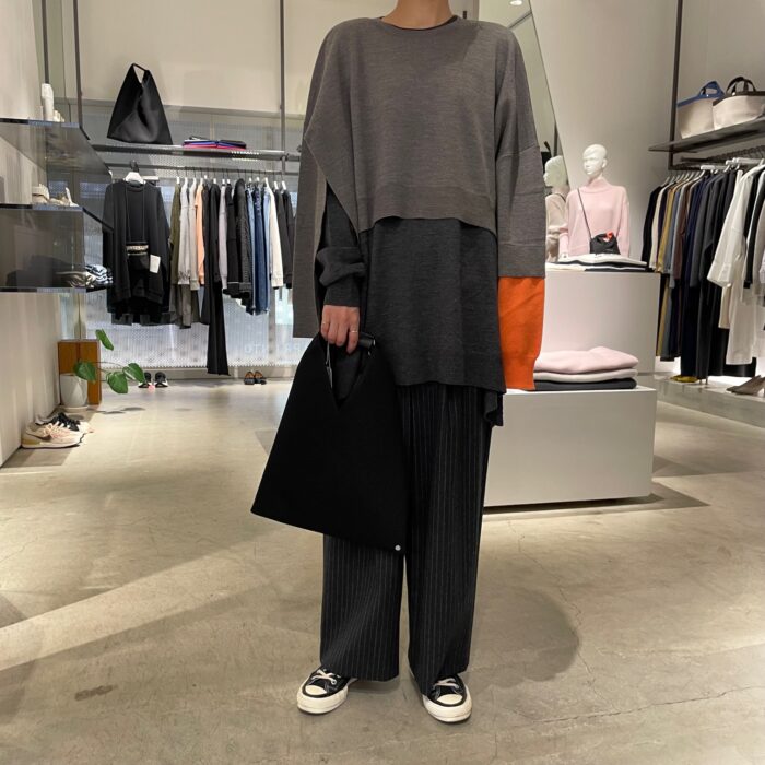 ENFOLD DOUBLE-SLEEVES LAYERED PULLOVER素材ニット